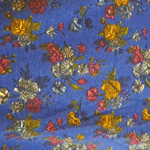 Lularoe Randy tee - Picture 2 of 3